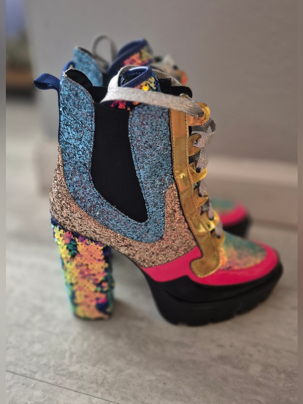 Cape Robbin Women’s 7.5 Sequin Glitter Platform Ankle Boots Chunky Heel NEW